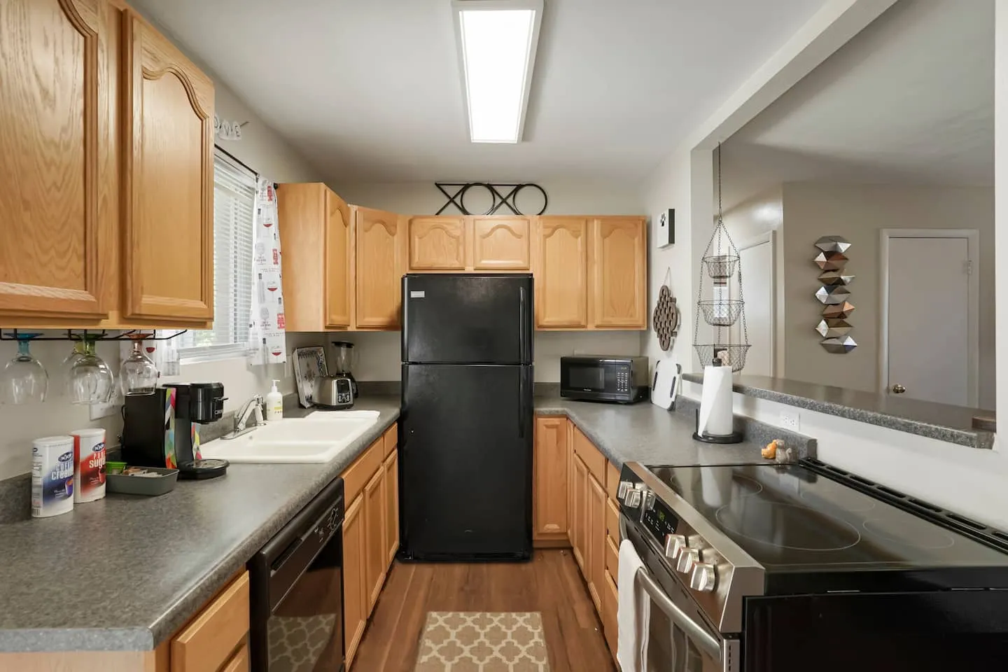 Full kitchen at the Wheat Ridge apartment